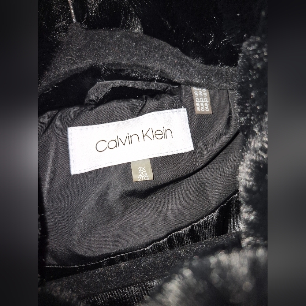 Calvin Klein Black Puffer Vest w/ Faux Fur Collar, Women's Size 2X - Picture 4 of 5